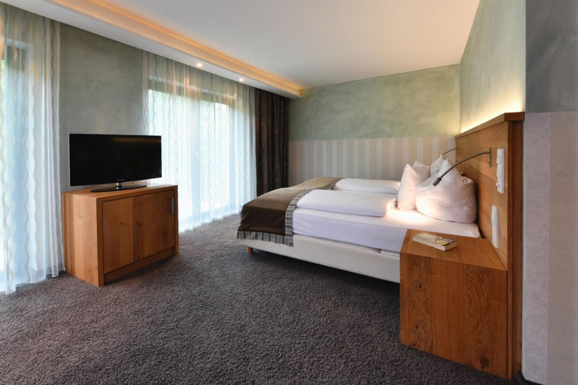 Rebenhof Hotel 4*